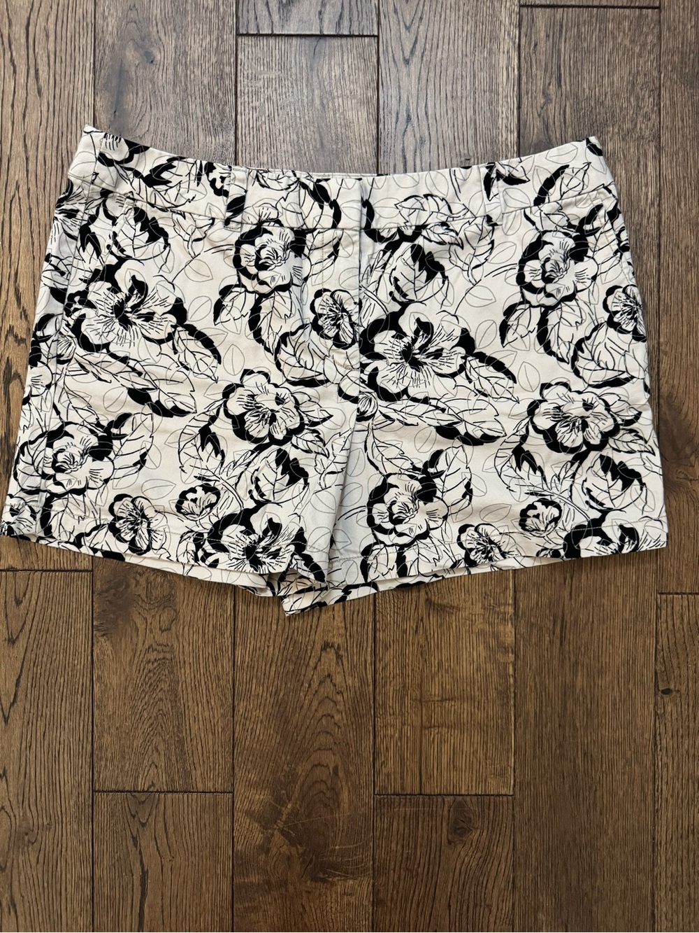 Ann Taylor LOFT Black Floral Print Shorts